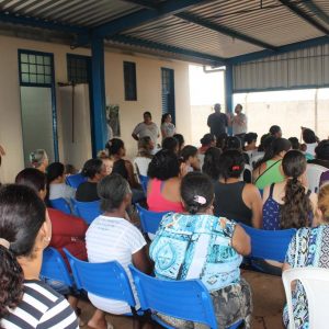 Gestores discutem melhorias para os usuários do ACESSUAS Trabalho nas reuniões mensais dos CRAS de Santa Vitória (13) Gestores discutem melhorias para os usuários do ACESSUAS Trabalho nas reuniões mensais dos CRAS de Santa Vitória (13)
