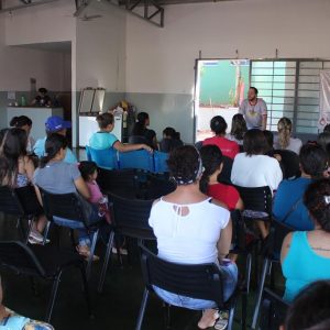 Gestores discutem melhorias para os usuários do ACESSUAS Trabalho nas reuniões mensais dos CRAS de Santa Vitória (23) Gestores discutem melhorias para os usuários do ACESSUAS Trabalho nas reuniões mensais dos CRAS de Santa Vitória (23)