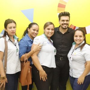 _MG_9323 (Copy) _MG_9323 (Copy)