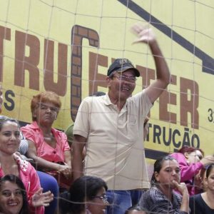 Prefeitura realizou o sorteio dos beneficiados do Programa Minha Casa Minha Vida em Santa Vitória (20) Prefeitura realizou o sorteio dos beneficiados do Programa Minha Casa Minha Vida em Santa Vitória (20)