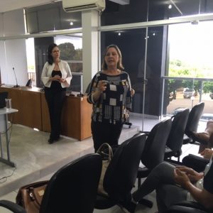 Comissão de Reestruturação apresenta Plano de Cargos e Salários dos Servidores da Educação do Município de Santa Vitória