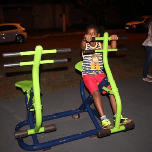 Com inaugurações de obras, comunidade de Chaveslândia recebe Papai Noel e participa de sorteios de brindes (12) Com inaugurações de obras, comunidade de Chaveslândia recebe Papai Noel e participa de sorteios de brindes (12)