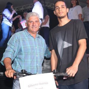 Com inaugurações de obras, comunidade de Chaveslândia recebe Papai Noel e participa de sorteios de brindes (121) Com inaugurações de obras, comunidade de Chaveslândia recebe Papai Noel e participa de sorteios de brindes (121)