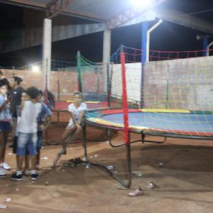 Com inaugurações de obras, comunidade de Chaveslândia recebe Papai Noel e participa de sorteios de brindes (33) Com inaugurações de obras, comunidade de Chaveslândia recebe Papai Noel e participa de sorteios de brindes (33)