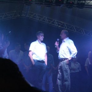 Com inaugurações de obras, comunidade de Chaveslândia recebe Papai Noel e participa de sorteios de brindes (39) Com inaugurações de obras, comunidade de Chaveslândia recebe Papai Noel e participa de sorteios de brindes (39)