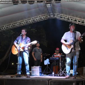 Com inaugurações de obras, comunidade de Chaveslândia recebe Papai Noel e participa de sorteios de brindes (47) Com inaugurações de obras, comunidade de Chaveslândia recebe Papai Noel e participa de sorteios de brindes (47)