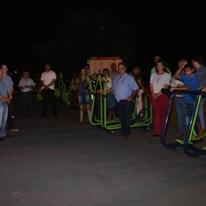 Com inaugurações de obras, comunidade de Chaveslândia recebe Papai Noel e participa de sorteios de brindes (59) Com inaugurações de obras, comunidade de Chaveslândia recebe Papai Noel e participa de sorteios de brindes (59)