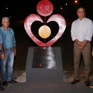 Com inaugurações de obras, comunidade de Chaveslândia recebe Papai Noel e participa de sorteios de brindes (61) Com inaugurações de obras, comunidade de Chaveslândia recebe Papai Noel e participa de sorteios de brindes (61)