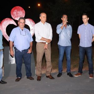 Com inaugurações de obras, comunidade de Chaveslândia recebe Papai Noel e participa de sorteios de brindes (64) Com inaugurações de obras, comunidade de Chaveslândia recebe Papai Noel e participa de sorteios de brindes (64)