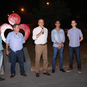 Com inaugurações de obras, comunidade de Chaveslândia recebe Papai Noel e participa de sorteios de brindes (65) Com inaugurações de obras, comunidade de Chaveslândia recebe Papai Noel e participa de sorteios de brindes (65)