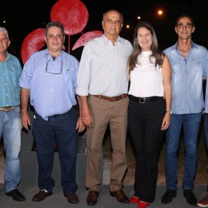 Com inaugurações de obras, comunidade de Chaveslândia recebe Papai Noel e participa de sorteios de brindes (66) Com inaugurações de obras, comunidade de Chaveslândia recebe Papai Noel e participa de sorteios de brindes (66)