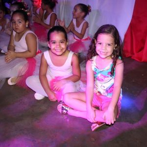 Começam as celebrações de Natal em Santa Vitória (14) Começam as celebrações de Natal em Santa Vitória (14)