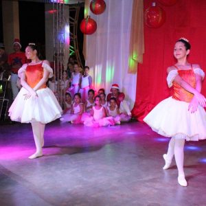 Começam as celebrações de Natal em Santa Vitória (19) Começam as celebrações de Natal em Santa Vitória (19)