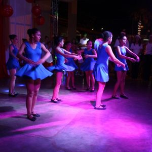 Começam as celebrações de Natal em Santa Vitória (42) Começam as celebrações de Natal em Santa Vitória (42)