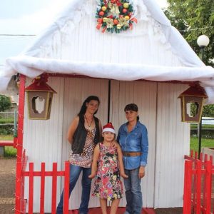 Em Santa Vitória, multidão se reúne para celebrar festa natalina e participar do sorteio de quase 60 bicicletas e vários outros brindes (11)