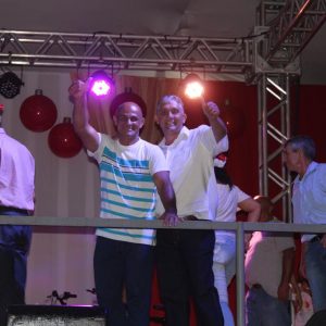 Em Santa Vitória, multidão se reúne para celebrar festa natalina e participar do sorteio de quase 60 bicicletas e vários outros brindes (117)