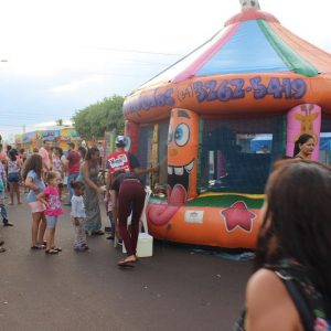 Em Santa Vitória, multidão se reúne para celebrar festa natalina e participar do sorteio de quase 60 bicicletas e vários outros brindes (14)