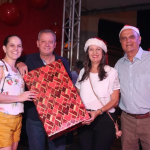 Em Santa Vitória, multidão se reúne para celebrar festa natalina e participar do sorteio de quase 60 bicicletas e vários outros brindes (142)