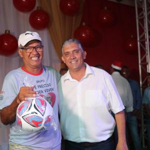 Em Santa Vitória, multidão se reúne para celebrar festa natalina e participar do sorteio de quase 60 bicicletas e vários outros brindes (143)