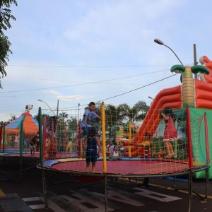 Em Santa Vitória, multidão se reúne para celebrar festa natalina e participar do sorteio de quase 60 bicicletas e vários outros brindes (16)