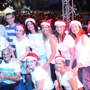 Em Santa Vitória, multidão se reúne para celebrar festa natalina e participar do sorteio de quase 60 bicicletas e vários outros brindes (185)