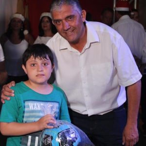 Em Santa Vitória, multidão se reúne para celebrar festa natalina e participar do sorteio de quase 60 bicicletas e vários outros brindes (21)