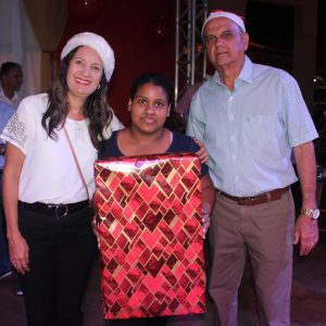 Em Santa Vitória, multidão se reúne para celebrar festa natalina e participar do sorteio de quase 60 bicicletas e vários outros brindes (36)