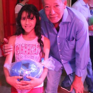 Em Santa Vitória, multidão se reúne para celebrar festa natalina e participar do sorteio de quase 60 bicicletas e vários outros brindes (61)