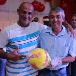 Em Santa Vitória, multidão se reúne para celebrar festa natalina e participar do sorteio de quase 60 bicicletas e vários outros brindes (66)