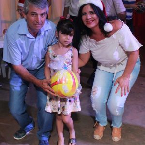 Em Santa Vitória, multidão se reúne para celebrar festa natalina e participar do sorteio de quase 60 bicicletas e vários outros brindes (67)