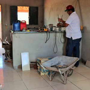 Prefeitura intensifica serviços de acabamento da casa que será sorteada na Promoção da ACISV