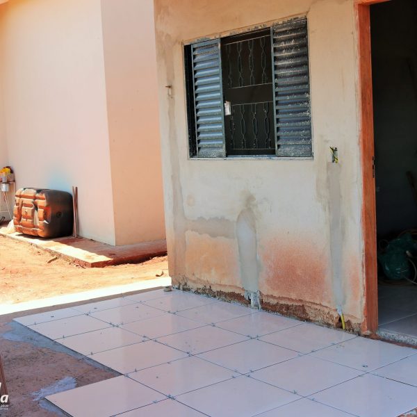Prefeitura intensifica serviços de acabamento da casa que será sorteada na Promoção da ACISV