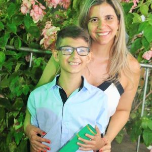 Prefeito Salim Curi e sua esposa Mariza apadrinharam formandos da COESA (25) Prefeito Salim Curi e sua esposa Mariza apadrinharam formandos da COESA (25)