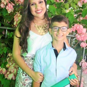 Prefeito Salim Curi e sua esposa Mariza apadrinharam formandos da COESA (27) Prefeito Salim Curi e sua esposa Mariza apadrinharam formandos da COESA (27)