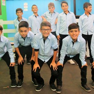 Prefeito Salim Curi e sua esposa Mariza apadrinharam formandos da COESA (31) Prefeito Salim Curi e sua esposa Mariza apadrinharam formandos da COESA (31)