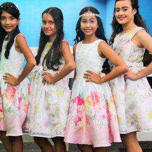 Prefeito Salim Curi e sua esposa Mariza apadrinharam formandos da COESA (32) Prefeito Salim Curi e sua esposa Mariza apadrinharam formandos da COESA (32)