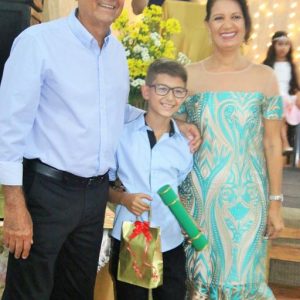 Prefeito Salim Curi e sua esposa Mariza apadrinharam formandos da COESA (5) Prefeito Salim Curi e sua esposa Mariza apadrinharam formandos da COESA (5)