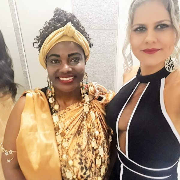 Santa-Vitoriense participa de desfile Afro Verão em Ituiutaba Santa-Vitoriense participa de desfile Afro Verão em Ituiutaba