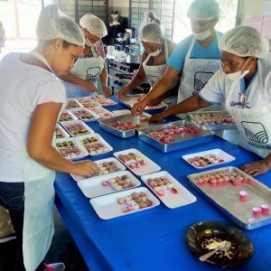 Curso para produção artesanal de salgados e doces de festa é oferecido em Chaveslândia