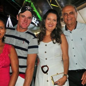 Prefeitura e ACISV promovem grande festa de virada de ano em Santa Vitória (10)