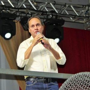 Prefeitura e ACISV promovem grande festa de virada de ano em Santa Vitória (49)