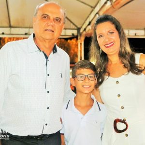 Prefeitura e ACISV promovem grande festa de virada de ano em Santa Vitória (67)