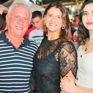 Prefeitura e ACISV promovem grande festa de virada de ano em Santa Vitória (74)