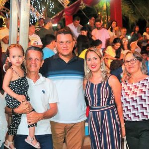 Prefeitura e ACISV promovem grande festa de virada de ano em Santa Vitória (78)