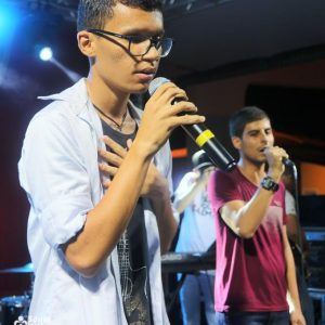 Prefeitura e ACISV promovem grande festa de virada de ano em Santa Vitória (94)