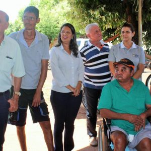 Com recursos próprios Prefeitura entrega primeira casa Social (15) Com recursos próprios Prefeitura entrega primeira casa Social (15)