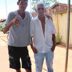 Com recursos próprios Prefeitura entrega primeira casa Social (20) Com recursos próprios Prefeitura entrega primeira casa Social (20)