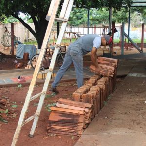 Prefeitura reforma telhado e revitaliza CEMEI do BDA (4) Prefeitura reforma telhado e revitaliza CEMEI do BDA (4)