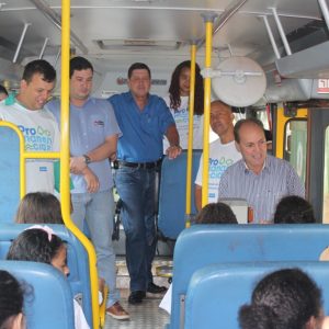 Expedição de alunos à nascente preservada pelo PRÓ-MANANCIAIS marca Dia Mundial da Água em Santa Vitória (5)