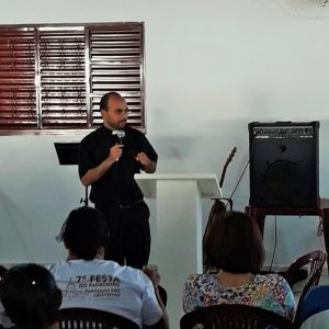 Prefeito Salim Curi e autoridades participaram do lançamento da Campanha da Fraternidade de 2019